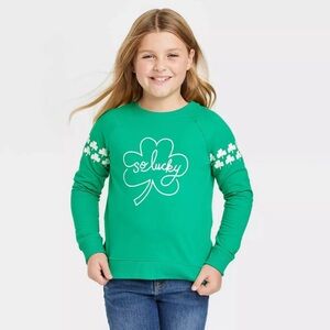 Cat & Jack Girls Green 'So Lucky' at. Patrick’s Day Pullover Sweatshirt size 6/7